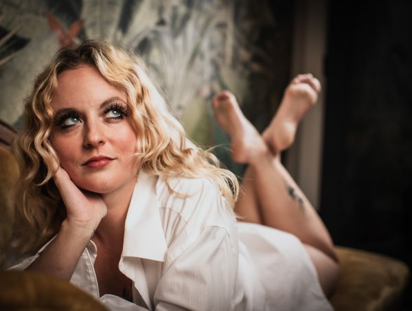 Intimate portrait photograph in natural light